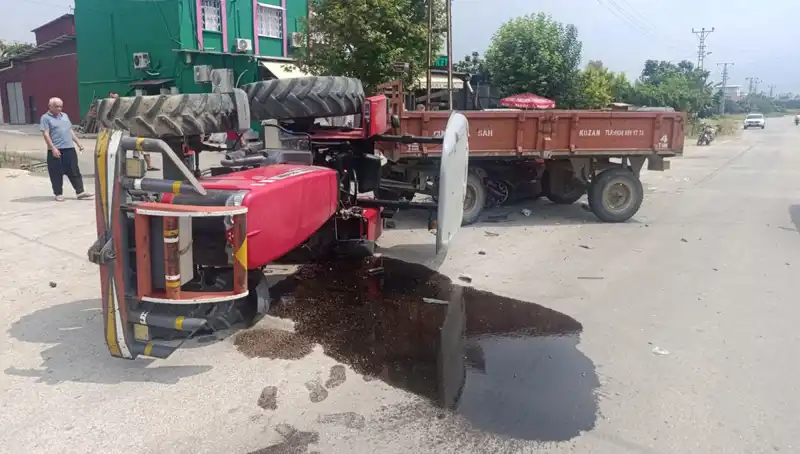 Otomobil-Traktör Çarpışması: Kaza Sonucu İki Yaralı