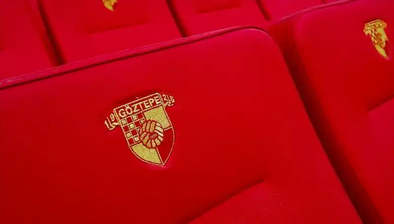 Göztepe, Genç Yıldızı Junior Olaitan ile Renklerine Bağladı