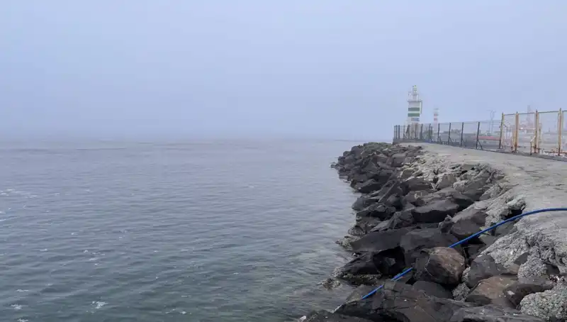Çanakkale Boğazı'ndaki Yoğun Sisin Sebep Olduğu Gemi Geçişleri Kapandı
