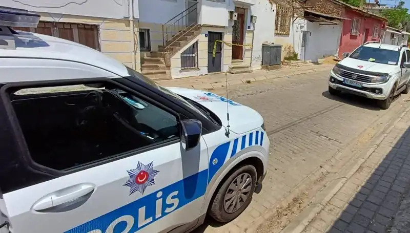 Evdeki Garip Kokuların Sebebi: Üç Gün Önce Ölmüş Olabilir