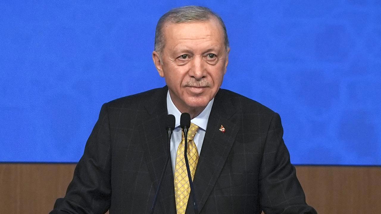 Cumhurbaşkanı Erdoğan'dan Deprem Bölgesine Müjde: Tüm Konutlar Yıl Sonuna Kadar Teslim Edilecek