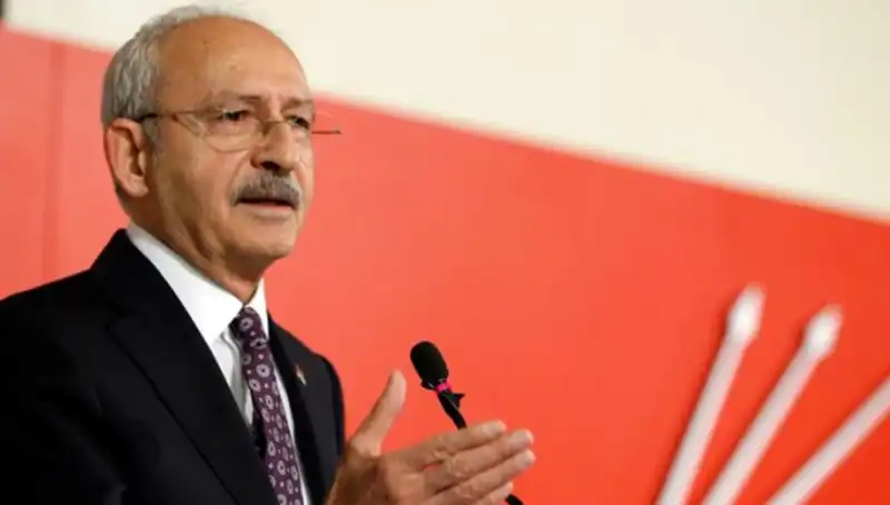 Kemal Kılıçdaroğlu, Parti Kurultayına Destek Verdi: Değişim ve Yenilik Vurgusu