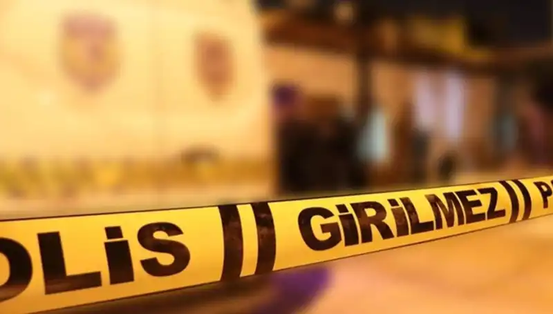 İzmir'de Aile İçi Kavga: 1 Çocuk 4 Kişi Ağır Yaralı