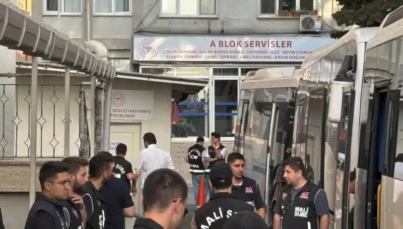 İBB Soruşturmasında Gözaltına Alınan 25 Şüpheli Adliyeye Sevk Edildi!