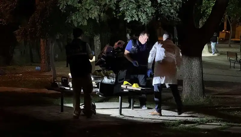 Taraflar Arasında Şiddetli Husumet: 1 Kişi Hayatını Kaybetti, 2 Kişi Yaralandı