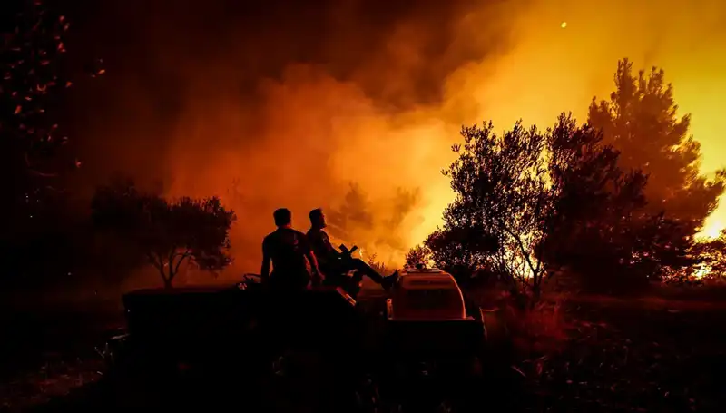 Çanakkale'de Orman Yangını Neden Bu Kadar Büyüdü? 785 Kişi Tahliye Edildi!