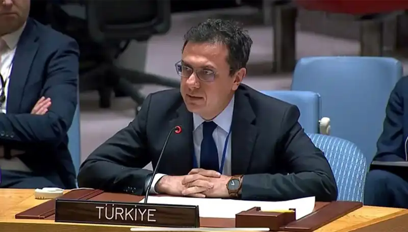 İsrail'in Suriye Hava Saldırılarına Son Verilmesi Gereken Acil Bir Adım