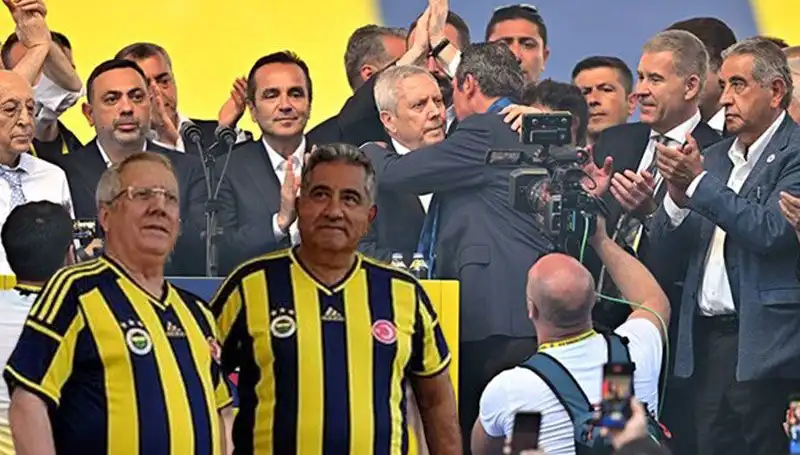 Mahmut Uslu’dan Ali Koç’a Şok İstifa Çağrısı ve Adaylık Açıklaması!