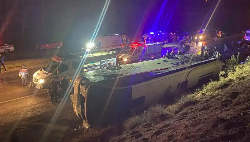 İşçi Servisi Şarampole Devrildi: 23 Kişi Yaralandı, Sebebi Nedir?