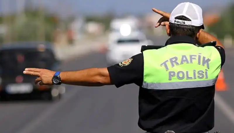 Isparta'da Trafik Denetimleri Arttı: 1 Haftada Bin 593 Sürücüye Ceza Kesildi
