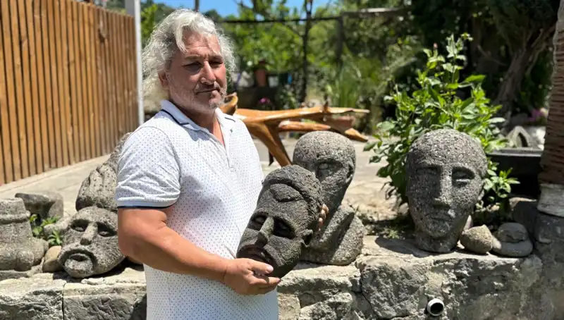 Üç Günde Şaşırtan Eserler Yapan Usta: Tarihi Sanatı Yeniden Yaratıyor