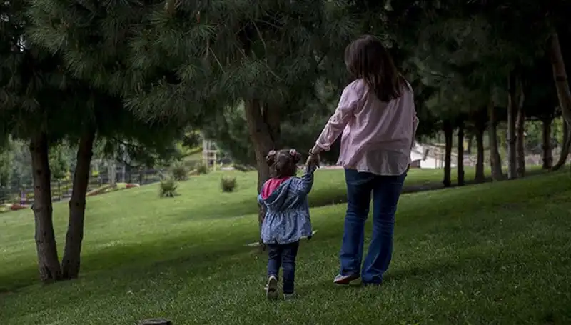 Yargıtay'dan Dikkat Çeken Koruyucu Aile Kararı: Görüşme Sıklığı Değişiyor