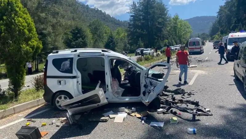 Marmaris'te Feci Kaza: Yolda Neler Oldu?