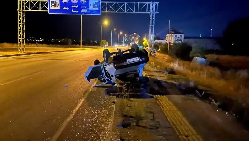 TIR ile Otomobil Çarpıştı: Takla Atan Araçta Faciadan Dönüldü