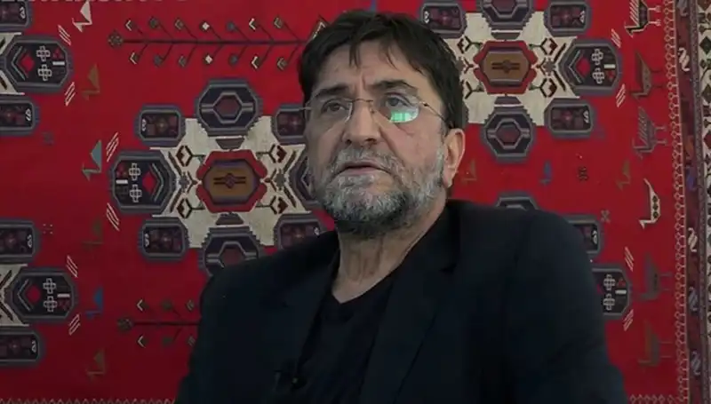 Hayatını Kaybeden Gazeteci Nihat Genç'in Anısına Duygusal Bir Bakış
